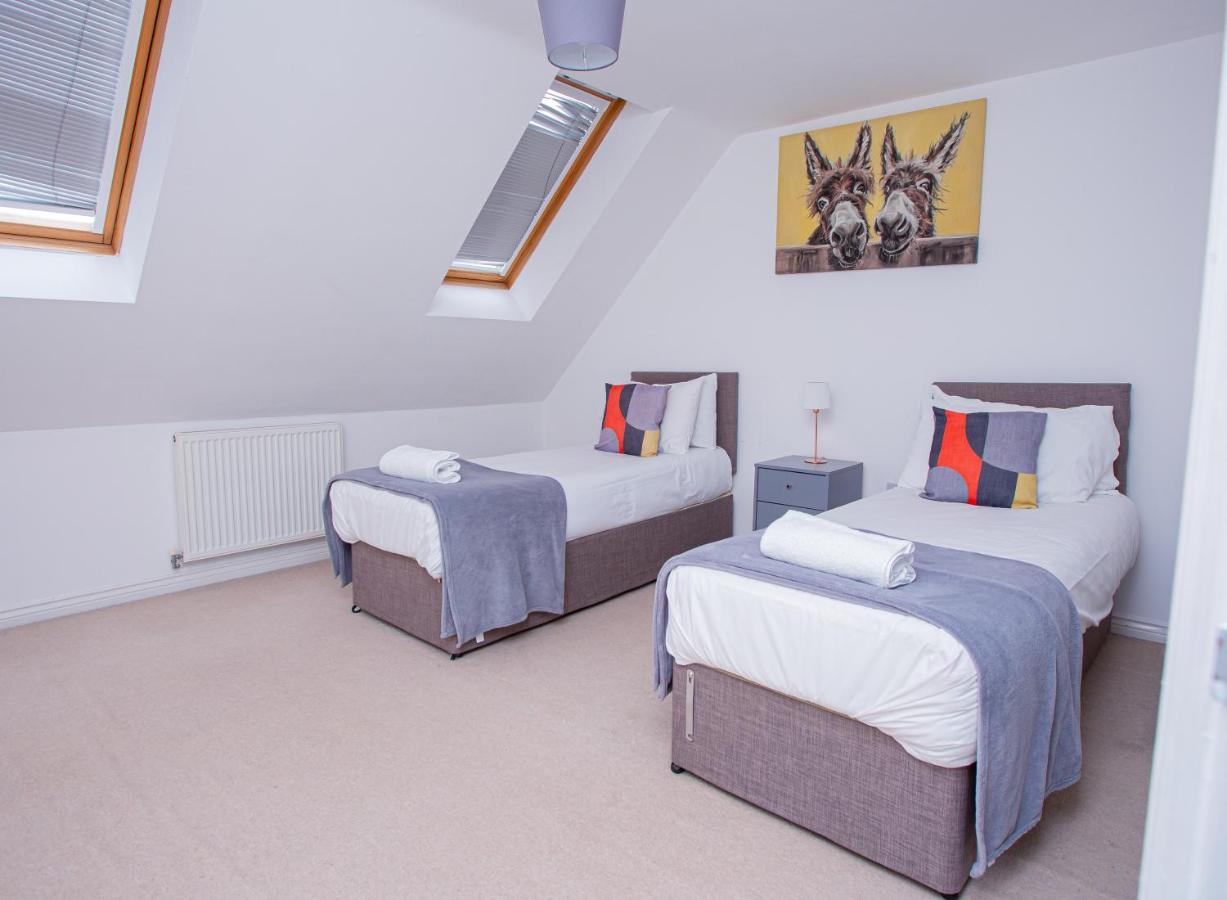 Turners Gardens Villa Northampton Eksteriør bilde
