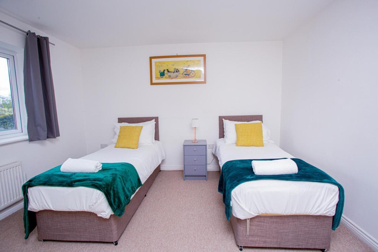 Turners Gardens Villa Northampton Eksteriør bilde