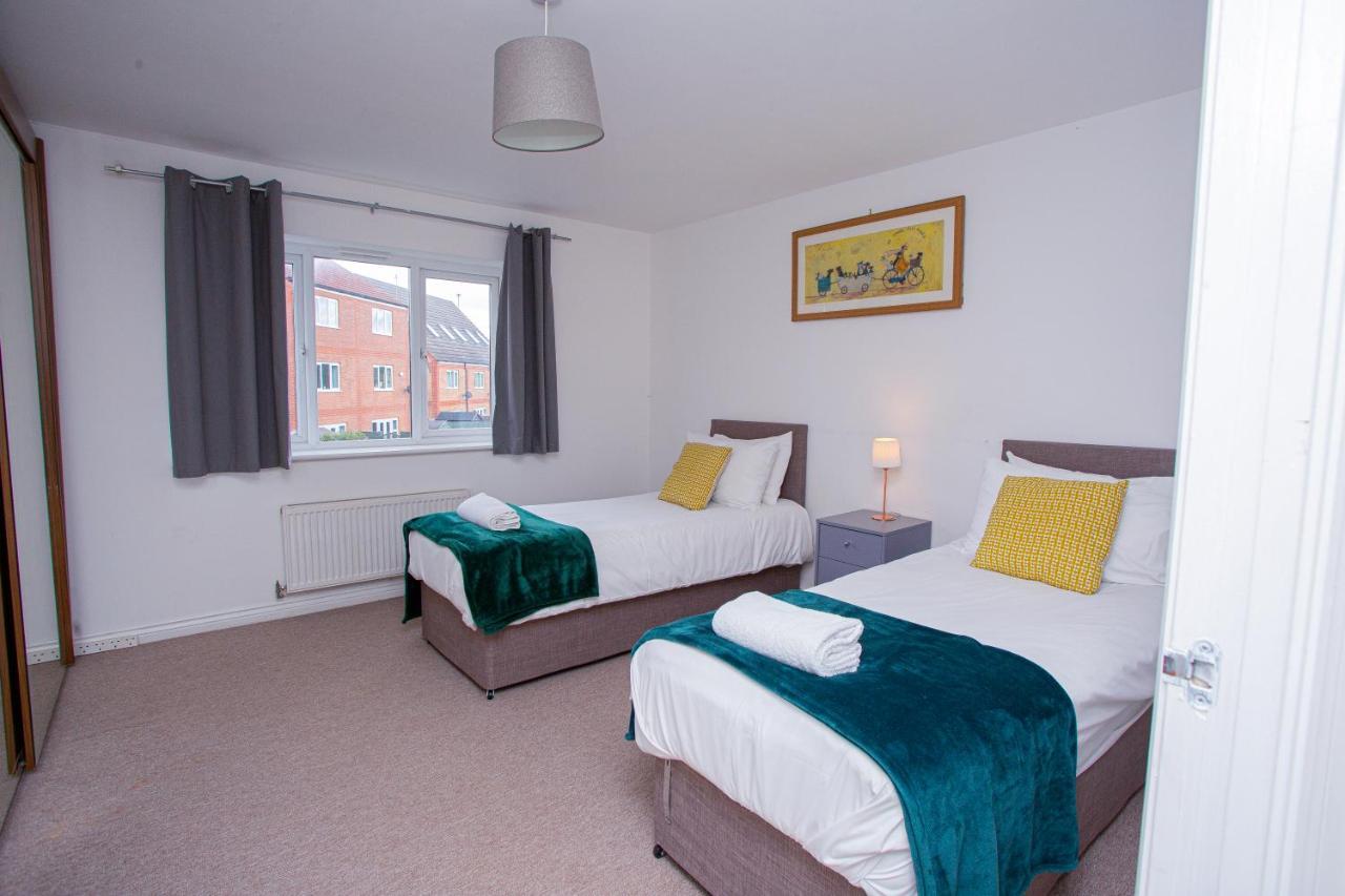 Turners Gardens Villa Northampton Eksteriør bilde