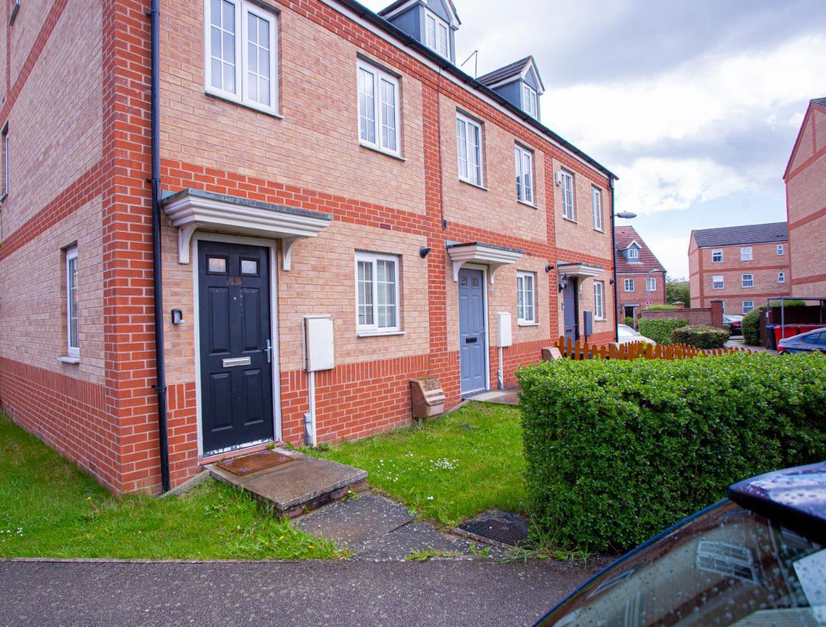 Turners Gardens Villa Northampton Eksteriør bilde